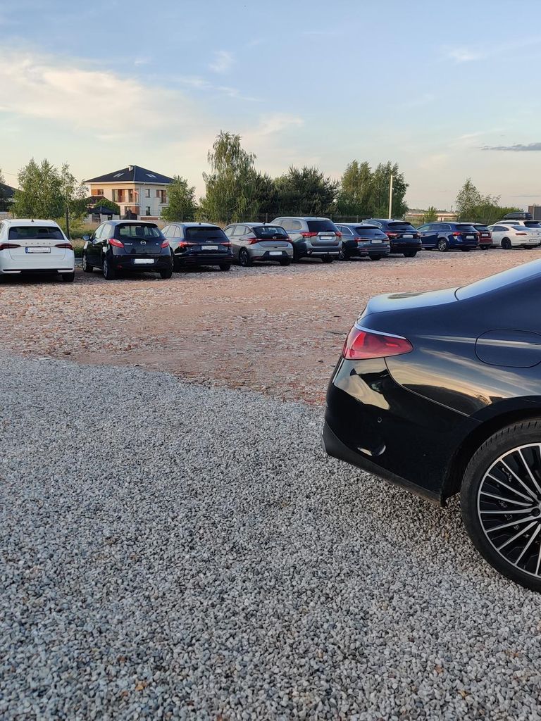 FlyAway Parking