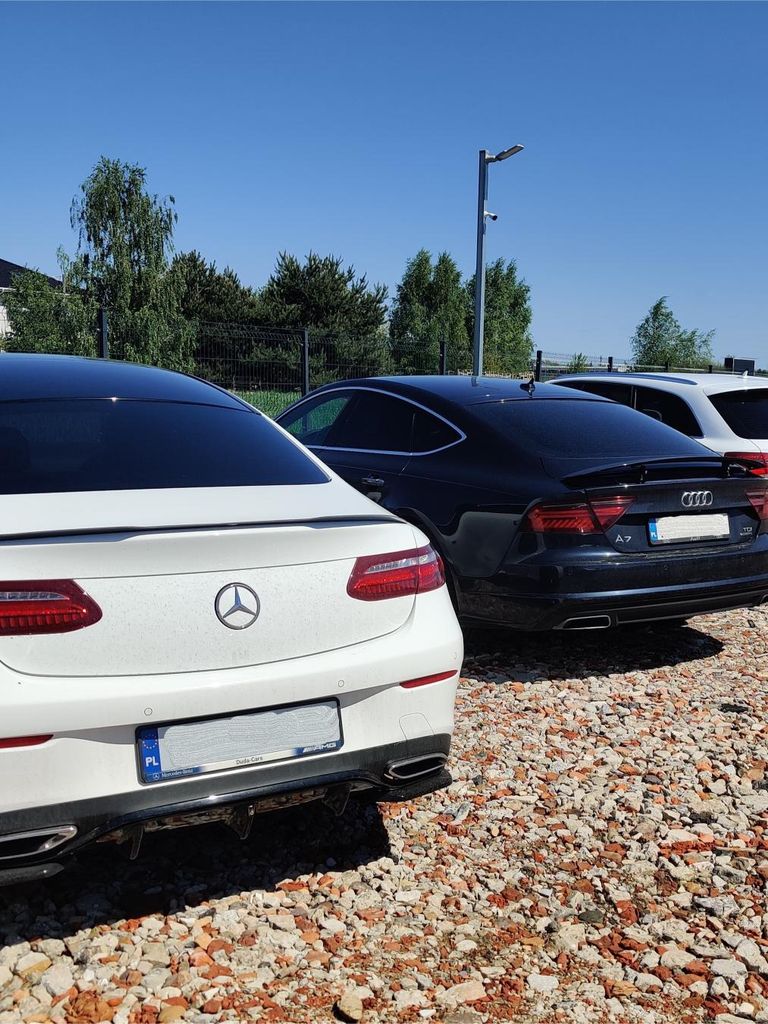 FlyAway Parking