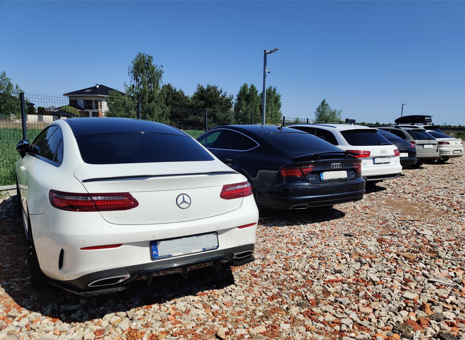 FlyAway Parking