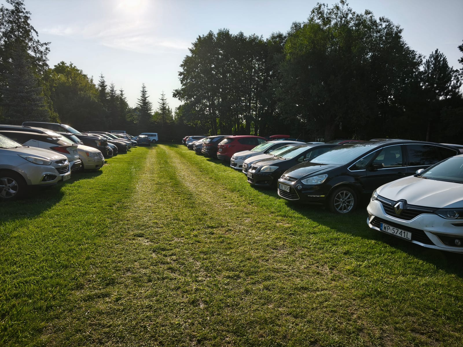 ParkStop - parking lotnisko Radom