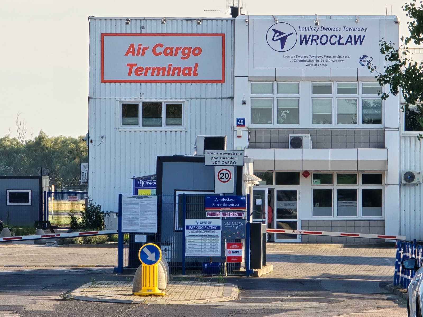 Parking przy Cargo Lotnisko Wrocław